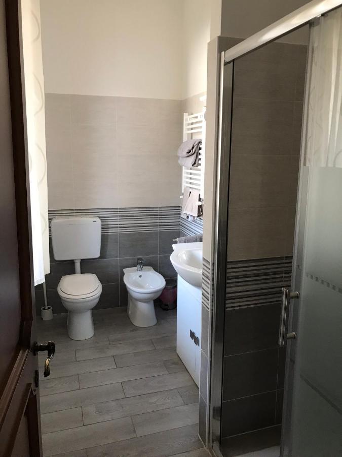 أرونا Bella Vita Guesthouse -Parcheggio Privato Interno المظهر الخارجي الصورة