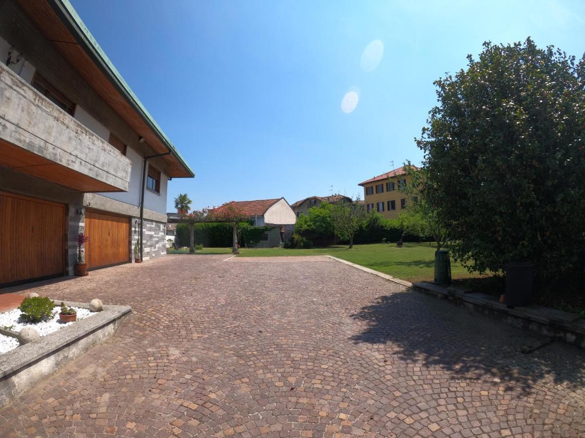 أرونا Bella Vita Guesthouse -Parcheggio Privato Interno المظهر الخارجي الصورة