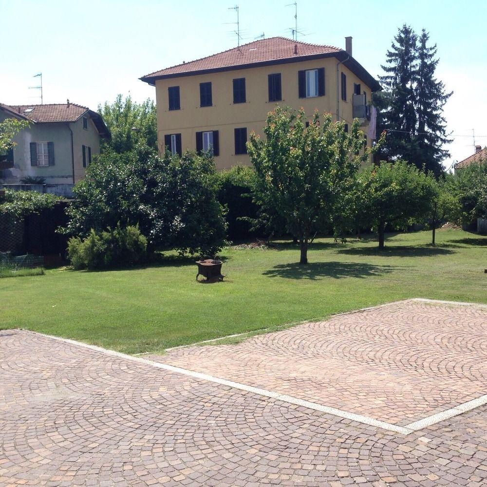 أرونا Bella Vita Guesthouse -Parcheggio Privato Interno المظهر الخارجي الصورة